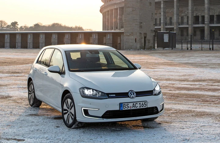 Volkswagen e-Golf: immagini ufficiali