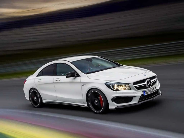 Mercedes CLA AMG: 360 CV per emozionare