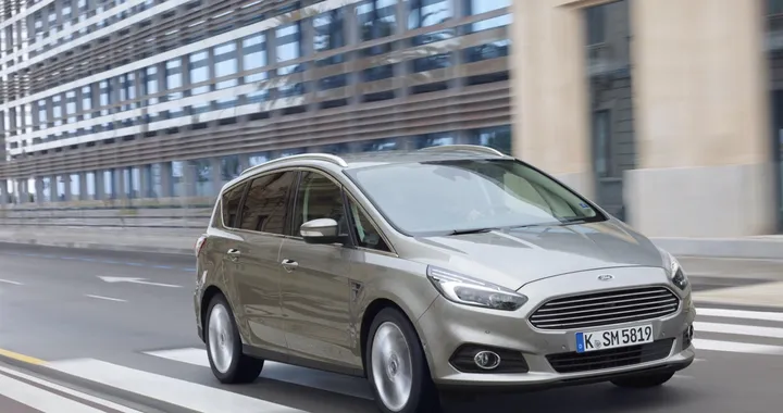 Nuova Ford S-Max: primo contatto