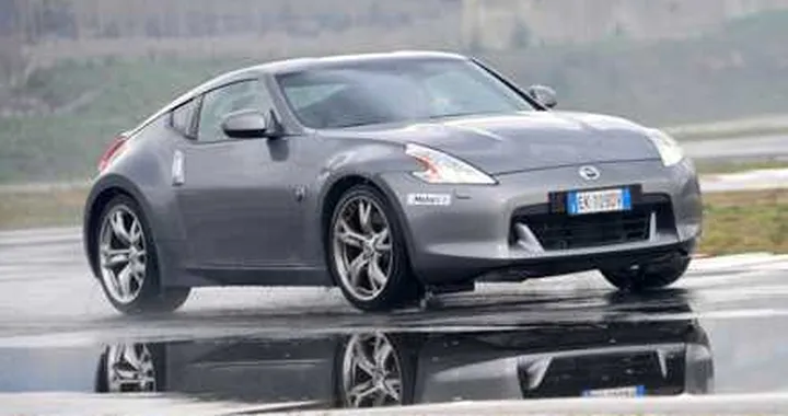 Nissan 370 Z Lev 2: long term test