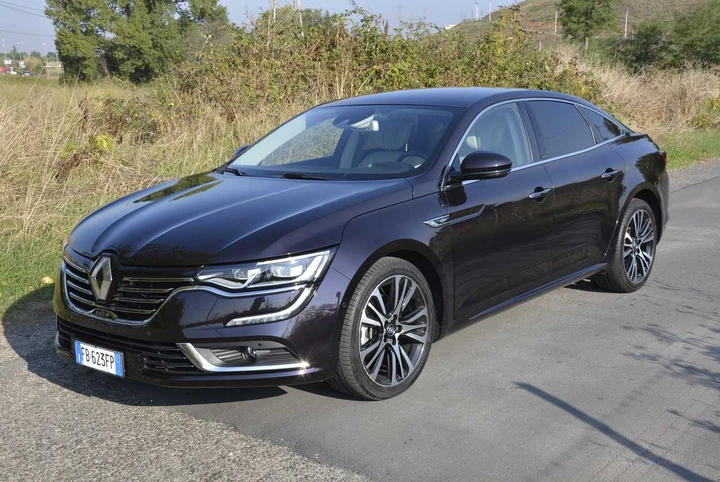 Renault Talisman 1.6 dCi VS 1.6 Tce: la prova su strada