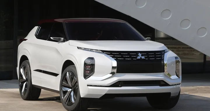 Mitsubishi GT-PHEV Concept: futuro stilistico ed ecosostenibile