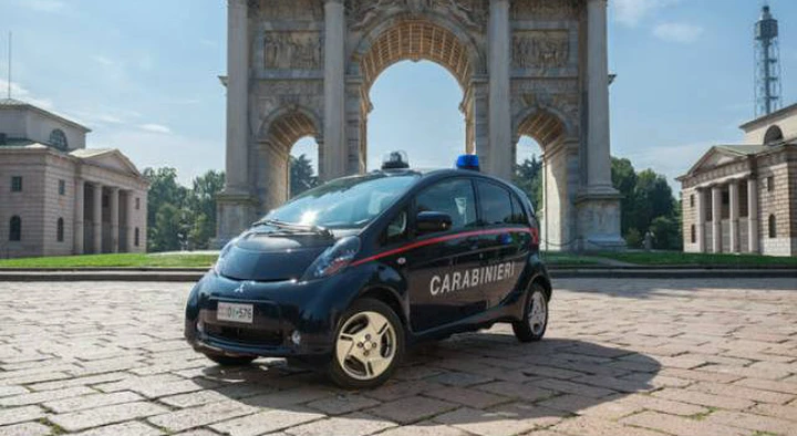 Mitsubishi i-MIEV in dotazione all'Arma dei Carabinieri