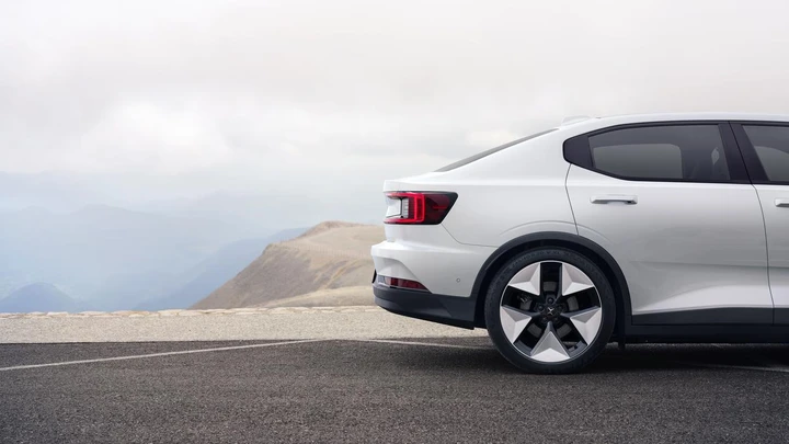 Polestar 2 2024