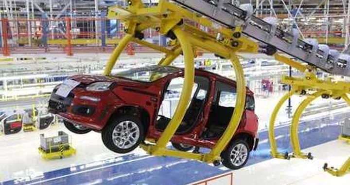 Fiat: assunti a Pomigliano i primi 19 operai Fiom