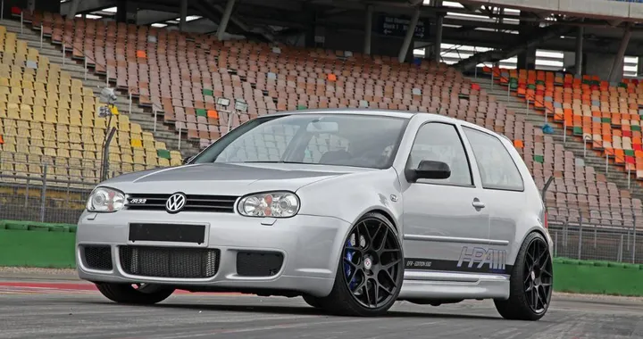 Volkswagen Golf R32 Mk4 by HPerformance