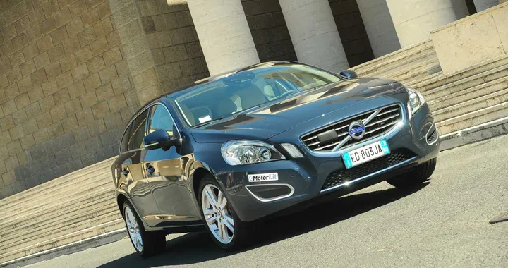 Volvo V60 D3 Geartronic Momentum: prova su strada