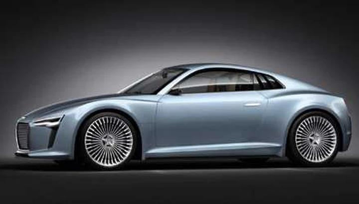 Audi R4: sviluppo sì, produzione nì