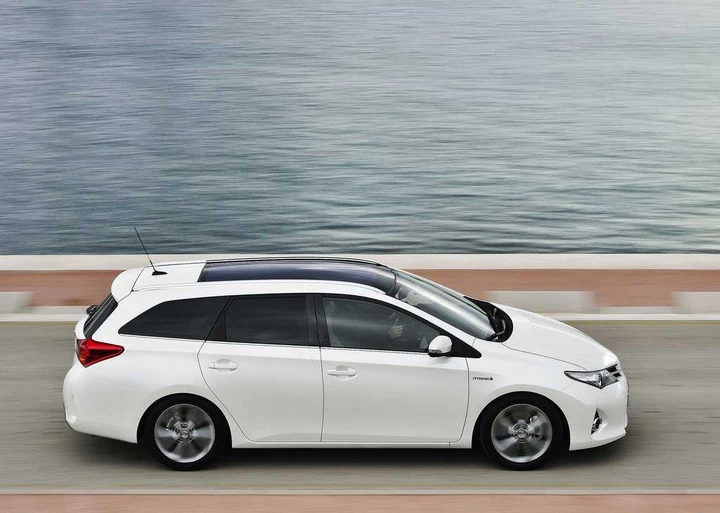 Toyota Auris Touring Sports
