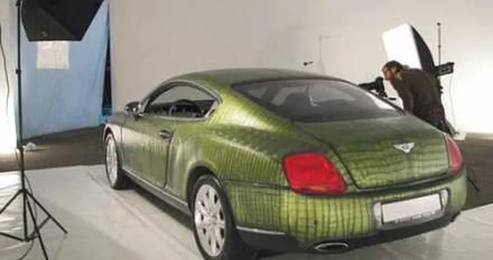Dalla Russia, una Bentley... coccodrillo