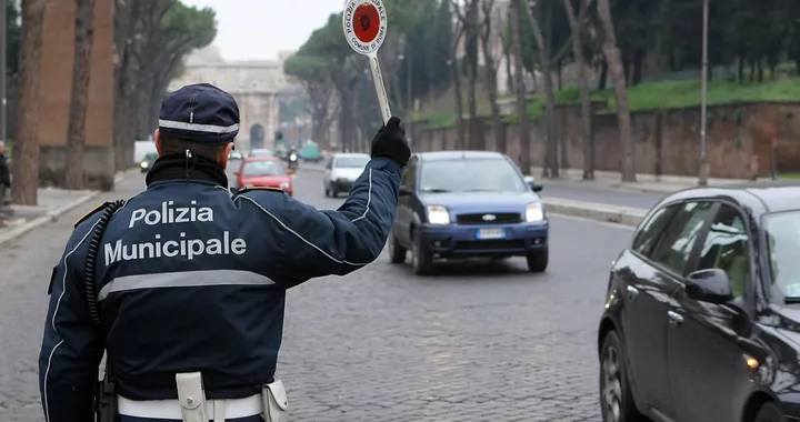 Multe valide anche se l’agente è fuori servizio