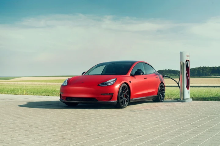 Tesla Model 3 by Novitec