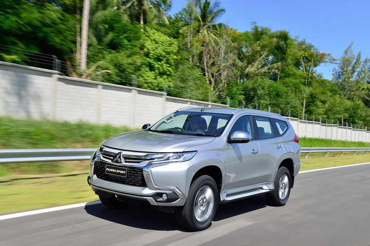 Nuova Mitsubishi Pajero Sport: le prime foto ufficiali