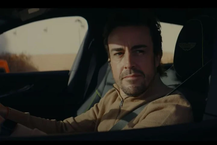 Fernando Alonso nel video di Francesca Michielin che spopola a Sanremo [VIDEO]
