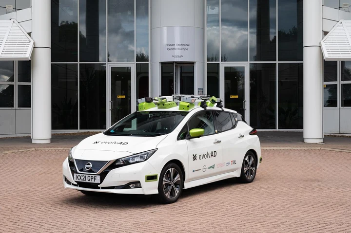 Nissan punta sulla guida autonoma con il progetto evolvAD