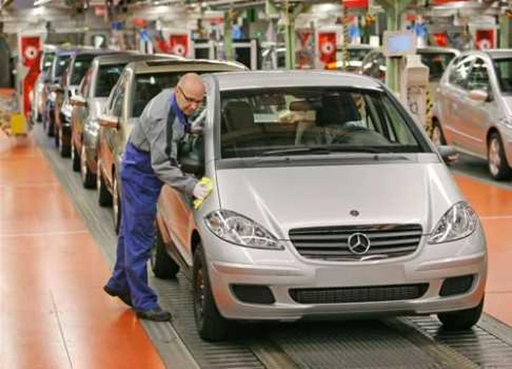 Due nuovi siti produttivi per Mercedes