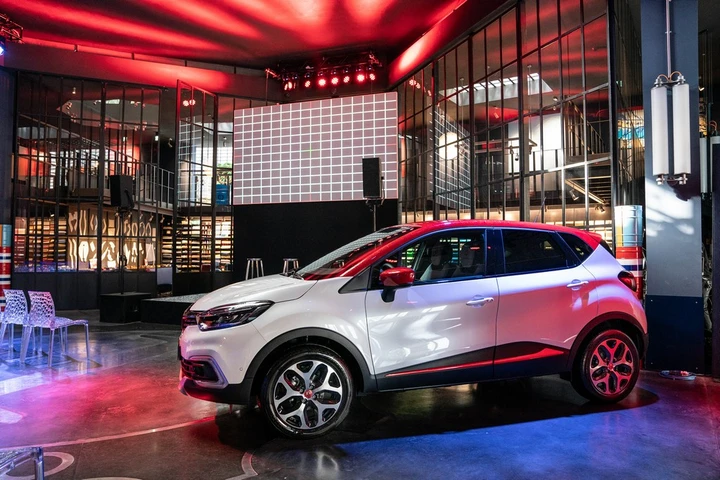 Renault Captur Tokyo Edition: solo 100 esemplari