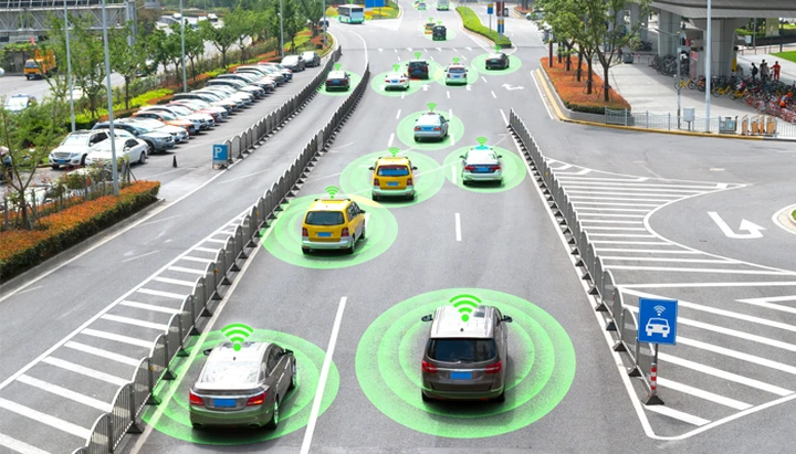 PSA e Qualcomm al lavoro sul C-V2X per l'auto connessa