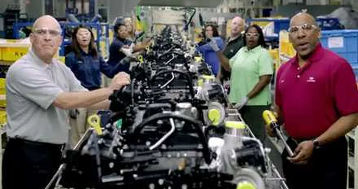 Cadillac e Hyundai: gli spot  per il Super Bowl 2012