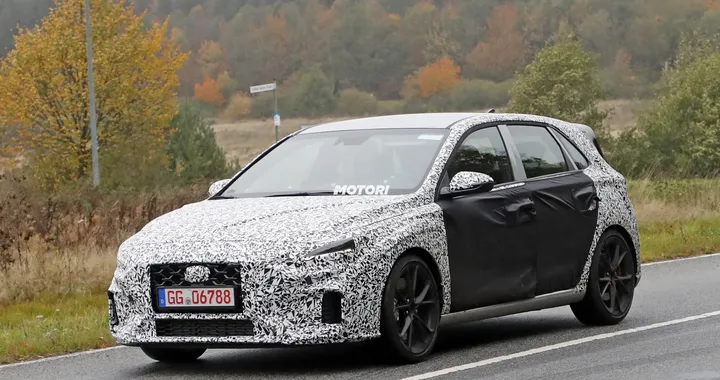 Hyundai i30N Fastback: il restyling è in fase di sviluppo