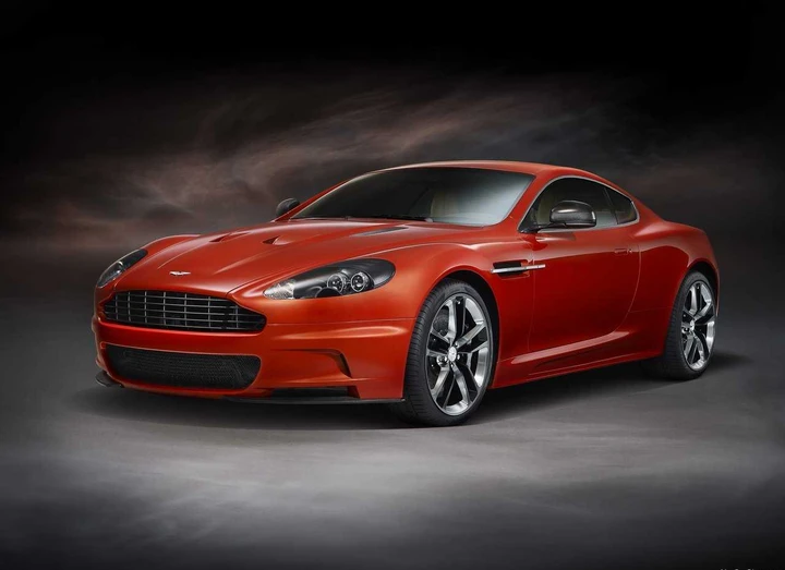 Aston Martin DBS Carbon Edition