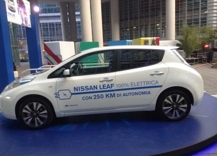 Nissan protagonista nella metropolitana di Milano