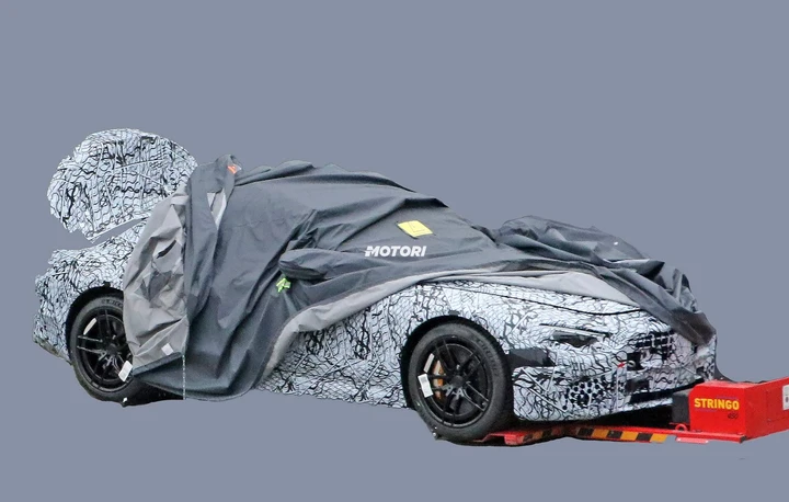 Mercedes-Benz SL 2022: le foto spia della nuova generazione
