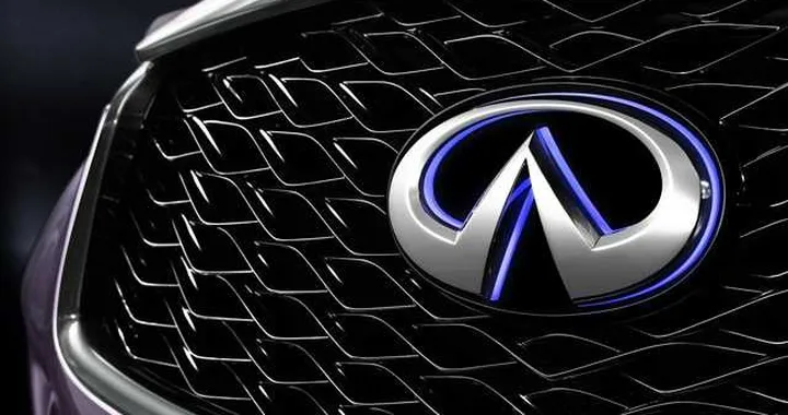 Infiniti: partnership con Mercedes per crescere