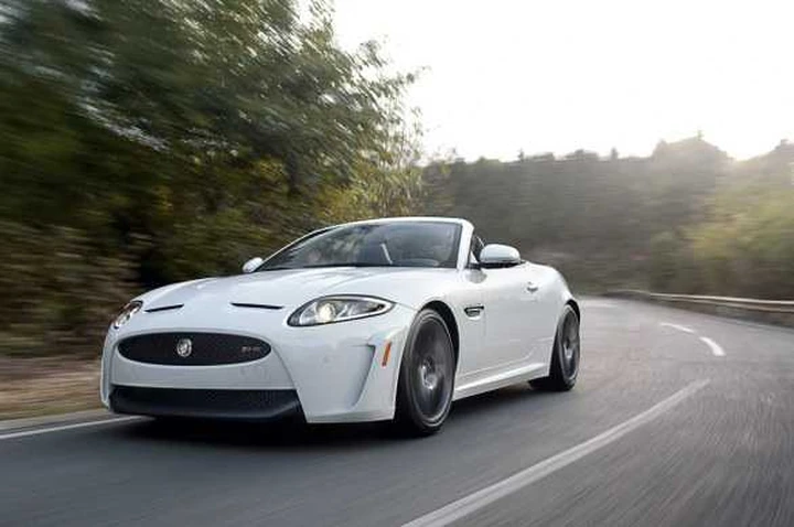 Jaguar XKR-S Cabrio al Salone di Los Angeles