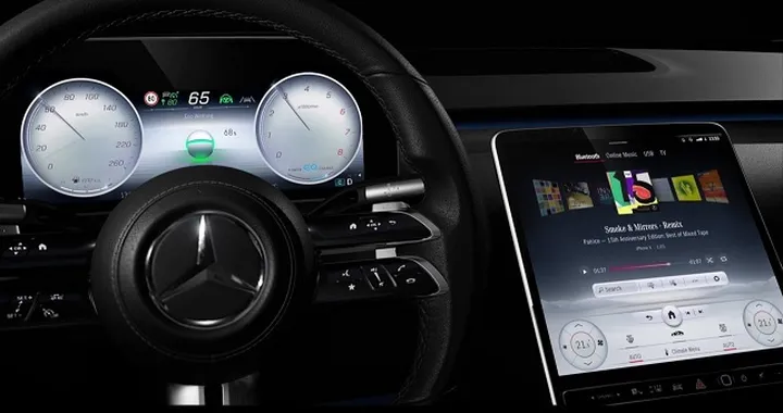 Nuova Mercedes Classe S: ammiraglia spaziale con il nuovo MBUX