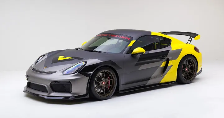 Porsche Cayman GT4 by Vorsteiner: tuning di sostanza